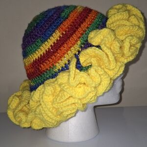 Crochet bucket hat